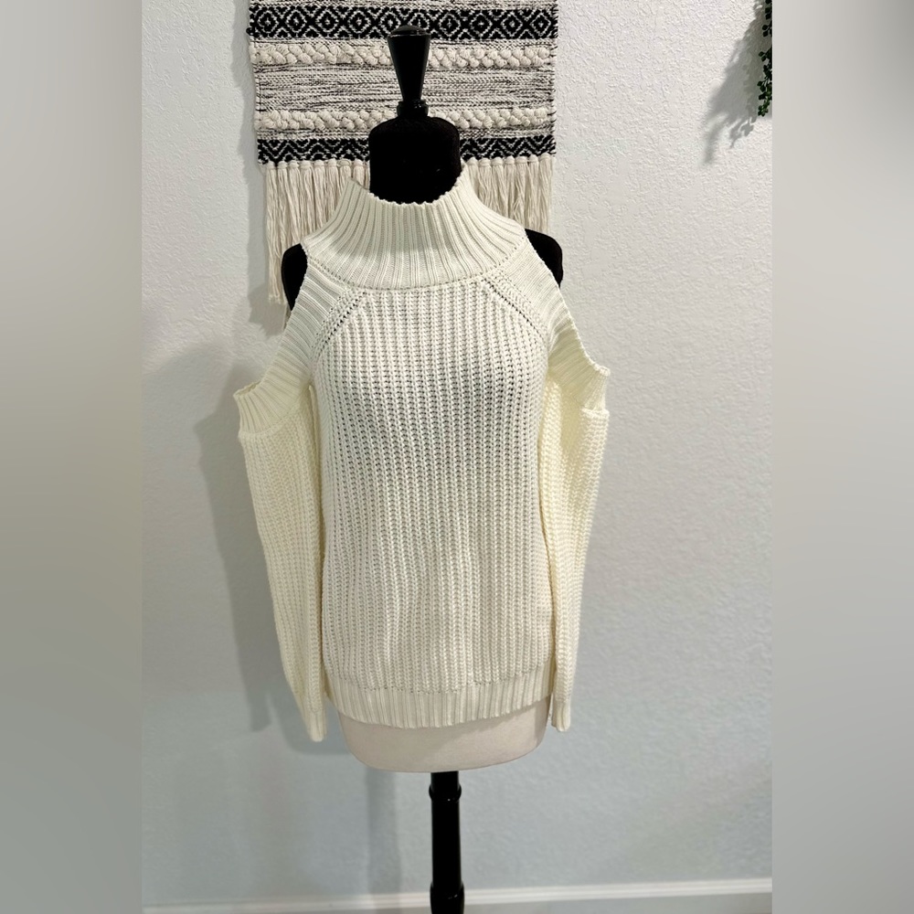 Cold shoulder boutique sweater